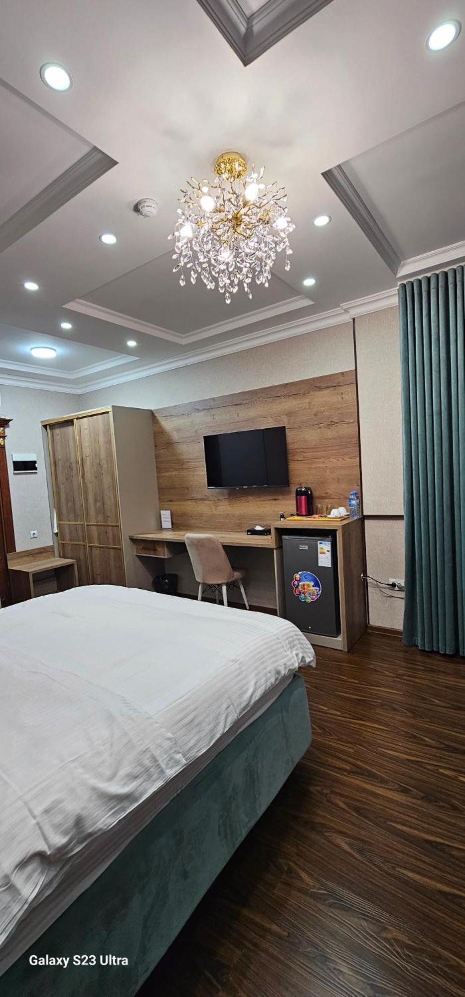 Hotel Sharq ドゥシャンベ エクステリア 写真
