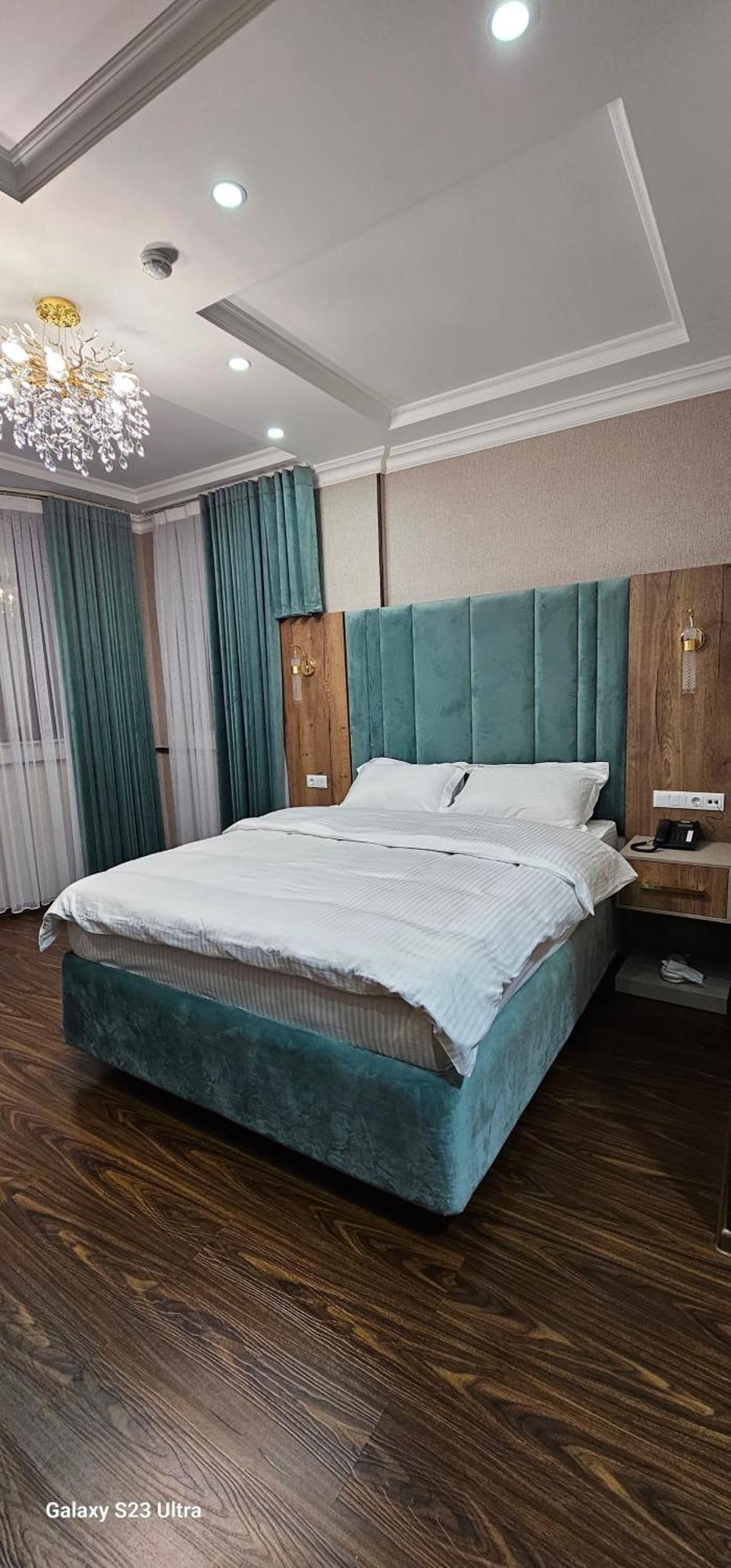 Hotel Sharq ドゥシャンベ エクステリア 写真